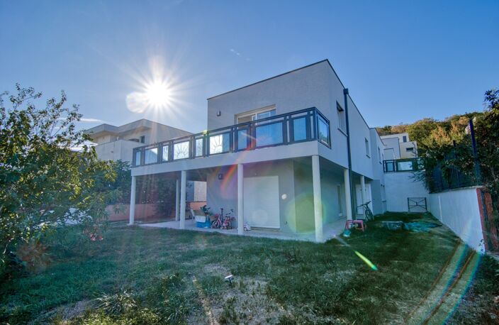 Doubs (25), à vendre Besançon, Les Montboucons, Maison 235 m2 ( T4 + T3 ) + terrain de 669 m2 — photo 5