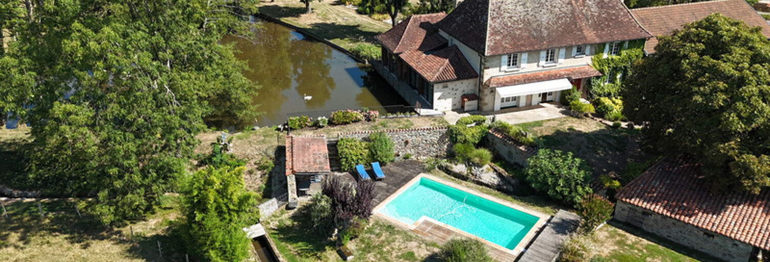 Maison 11 Pièces 346 m² à vendre à La Clayette (71800)