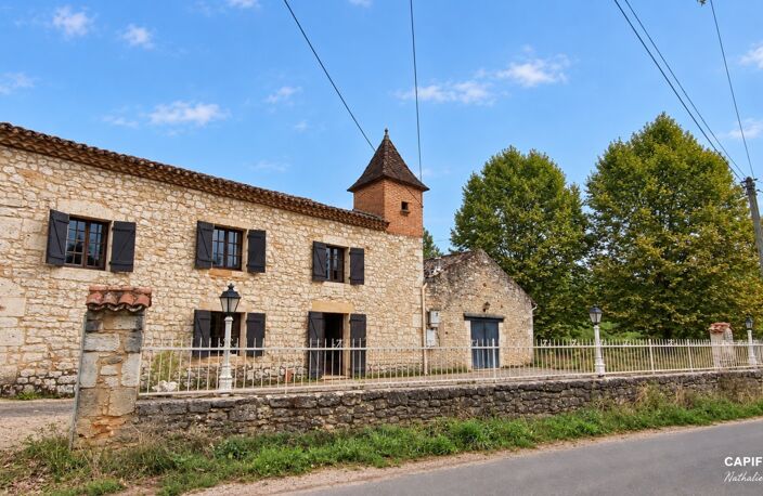 FUMEL – ENSEMBLE IMMOBILIER EN PIERRE À RÉNOVER SUR PRÈS DE 2 HA — photo 2