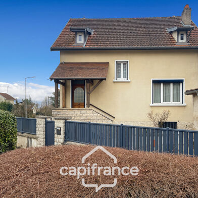 Maison 6 pièces 440000 €