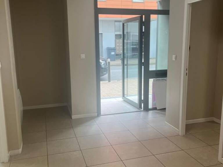 Bien Commercial À Louer — photo 1