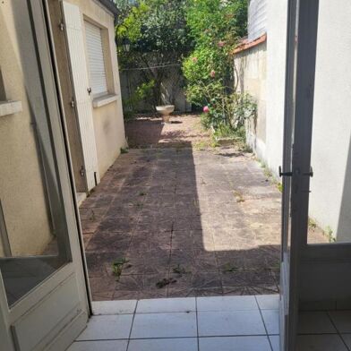 Maison 5 pièces 1331 €