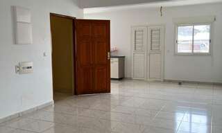 Appartement 2 Pièces 79 m² à louer à Morne-à-l'Eau (97111)