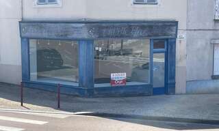 Commerce   m² à vendre à Rochechouart (87600)