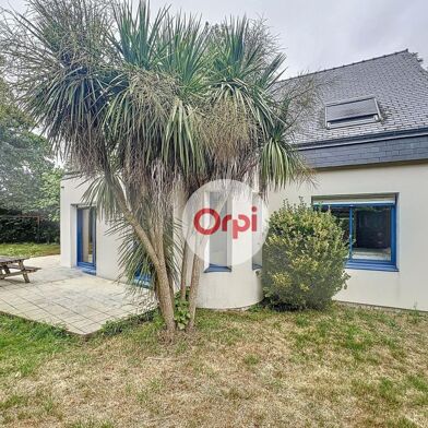 Maison 5 pièces 1090 €