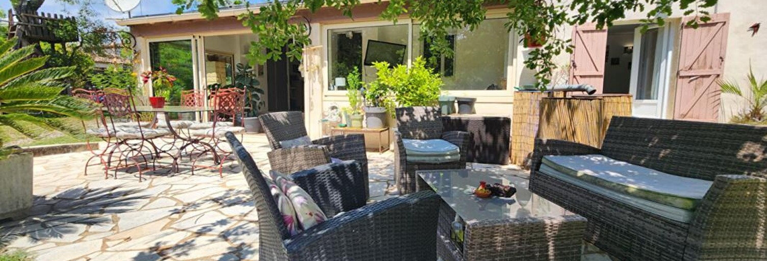 Maison 7 Pièces 140 m² à vendre à Bagnols-en-Forêt (83600)