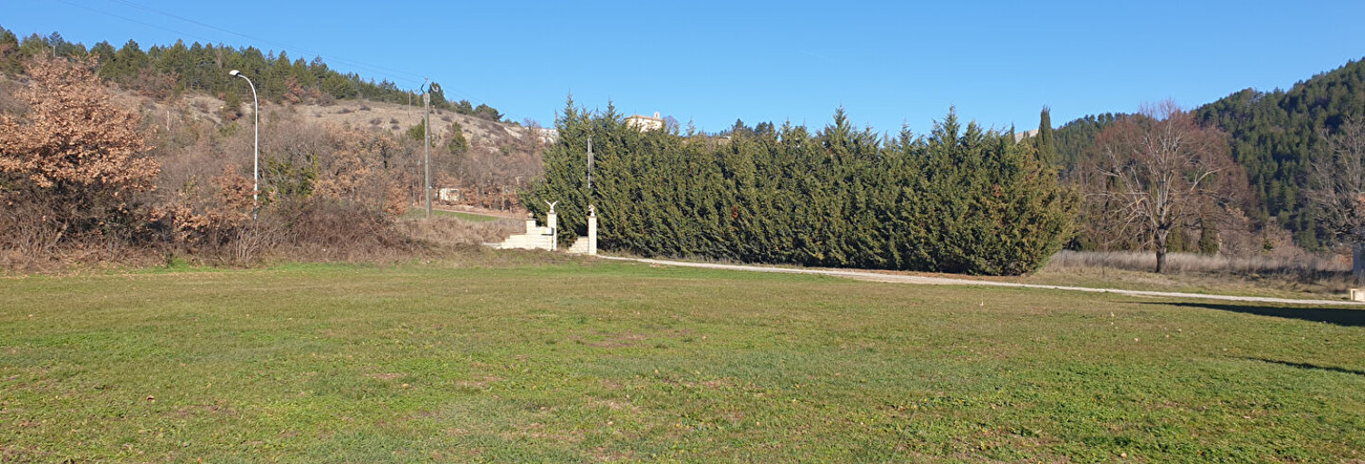 Terrain  693 m² à vendre à Saléon (05300)
