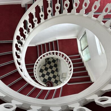 Maison 14 pièces 396000 €