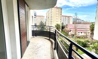 Appartement 3 Pièces 74 m² à louer à Marseille 8 (13008)