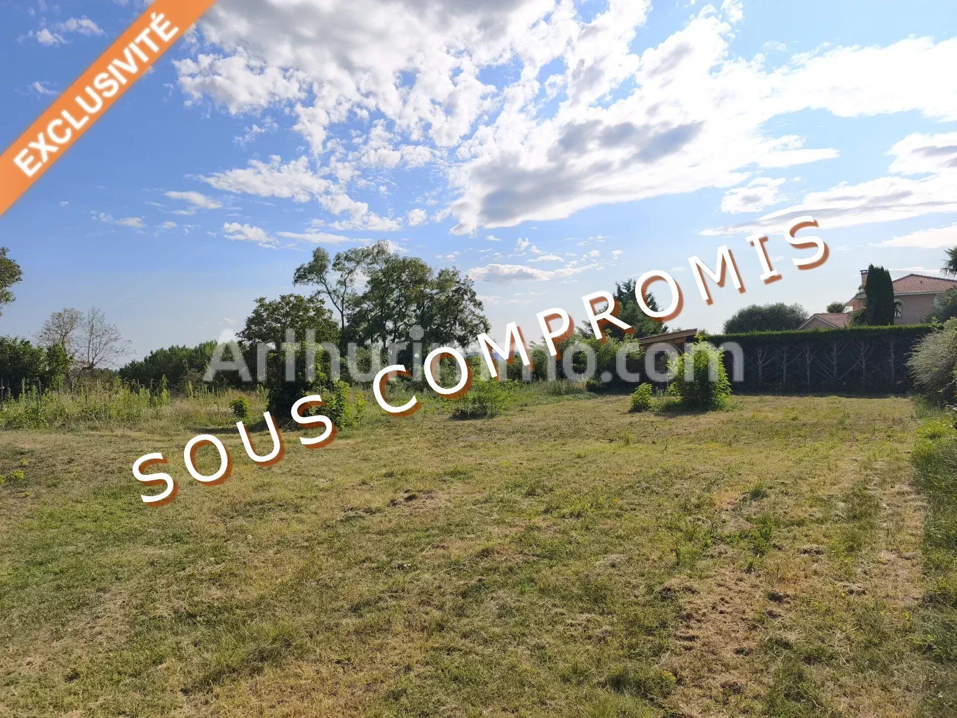 Vente Terrain 1098 m2 à Chanas · 85 000 €