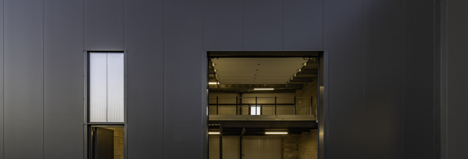 Commerce  191 m² à louer à Pompertuzat (31450)