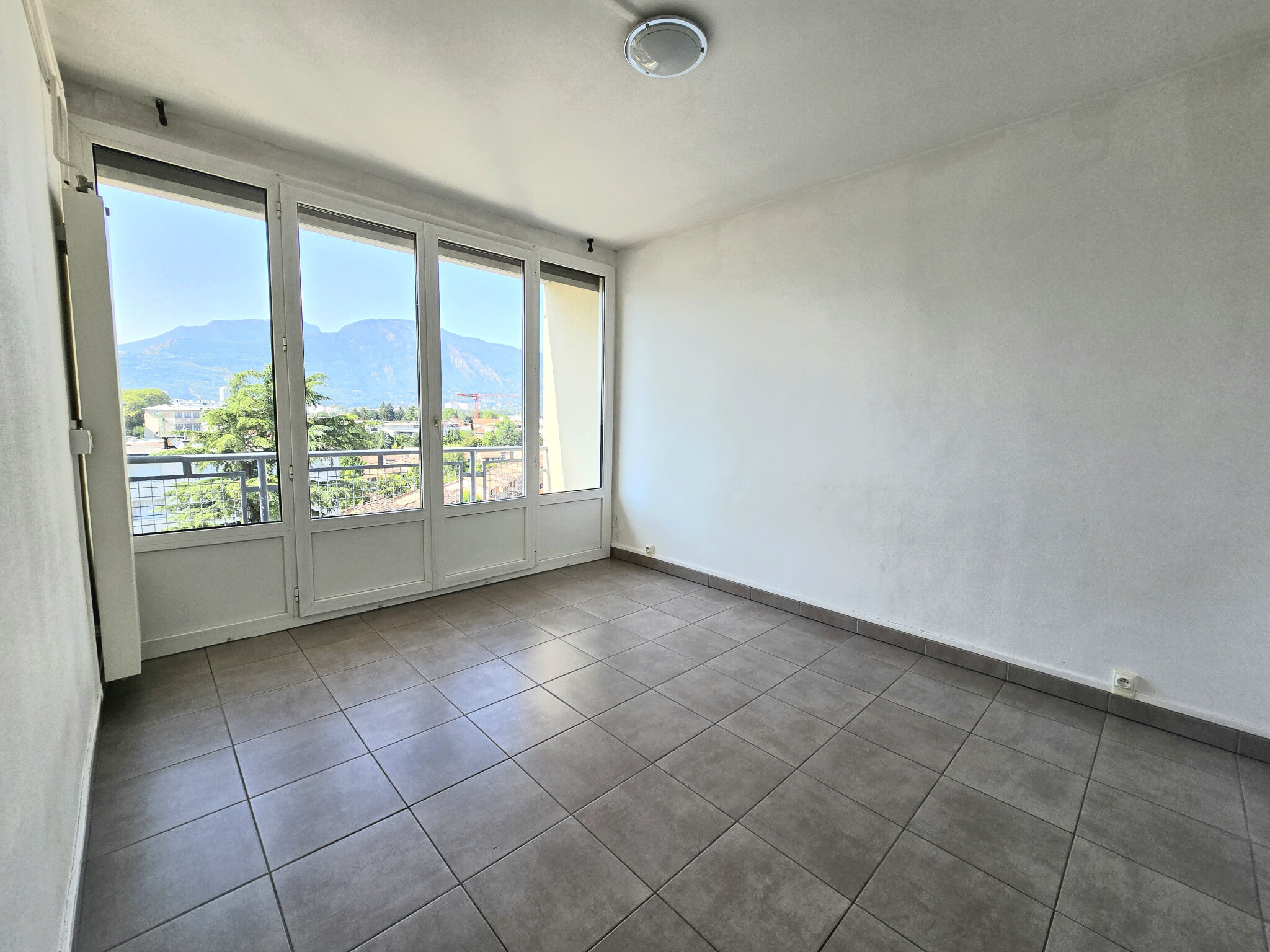 Appartement  à vendre Saint-Martin-d'Hères 38400