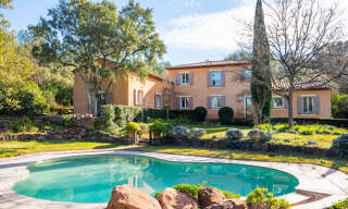 Maison 11 Pièces 285 m² à vendre à Cuers (83390)