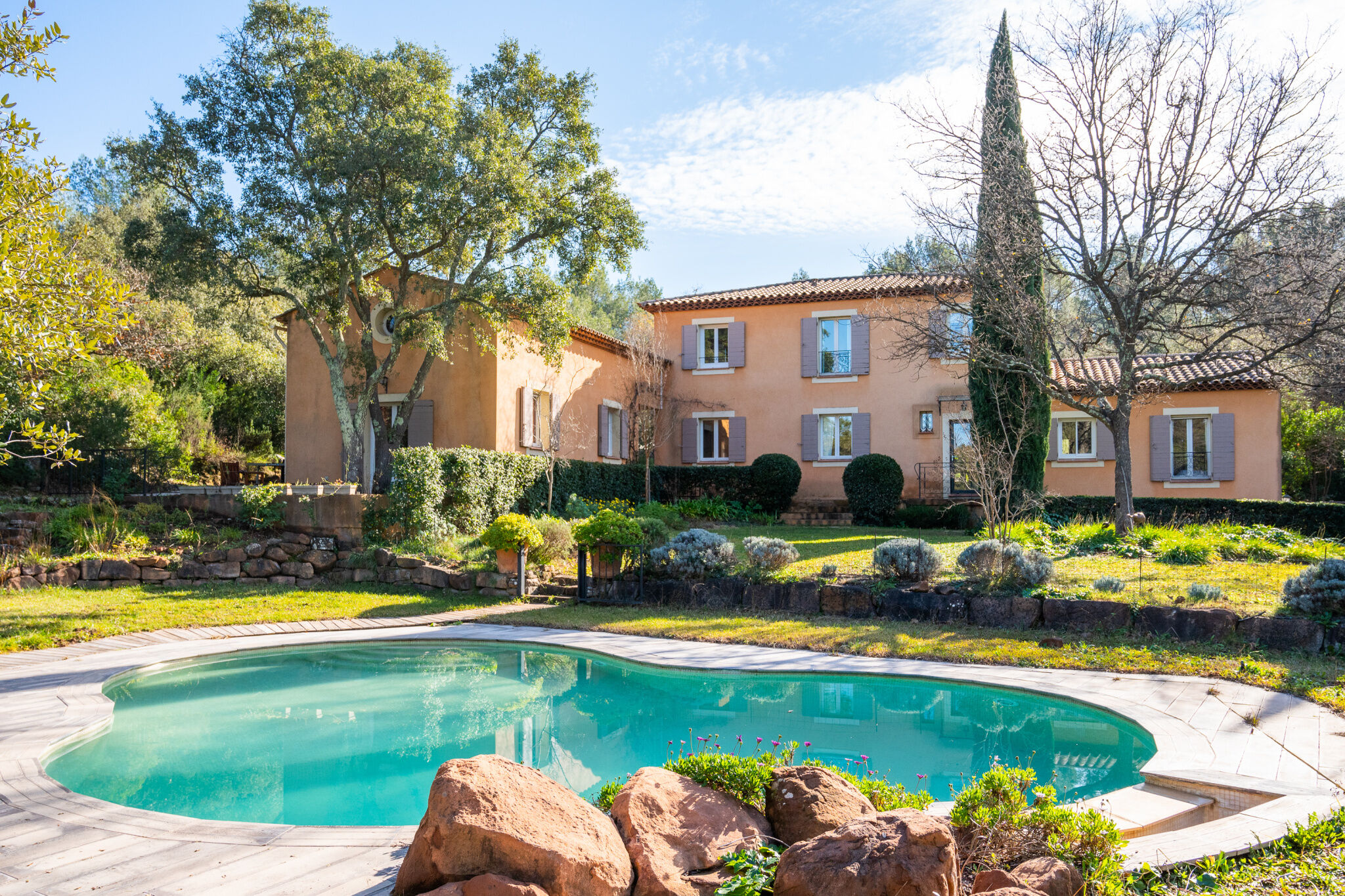 Villa / Maison  T11 à vendre Cuers 83390