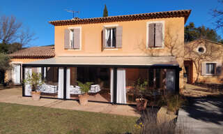 Maison 11 Pièces 285 m² à vendre à Cuers (83390)