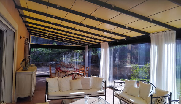 Villa / Maison 11 pièces  à vendre Cuers 83390