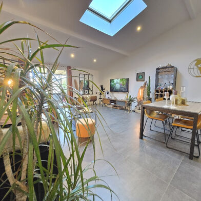 Appartement 4 pièces 355000 €