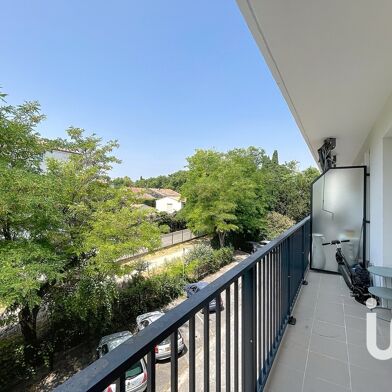 Appartement 4 pièces 252000 €