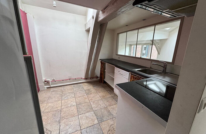 Appartement Rouen 5 pièce(s) 96.94 m2 Rouen entre Vieux Marche et Nelle Préfecture — photo 2
