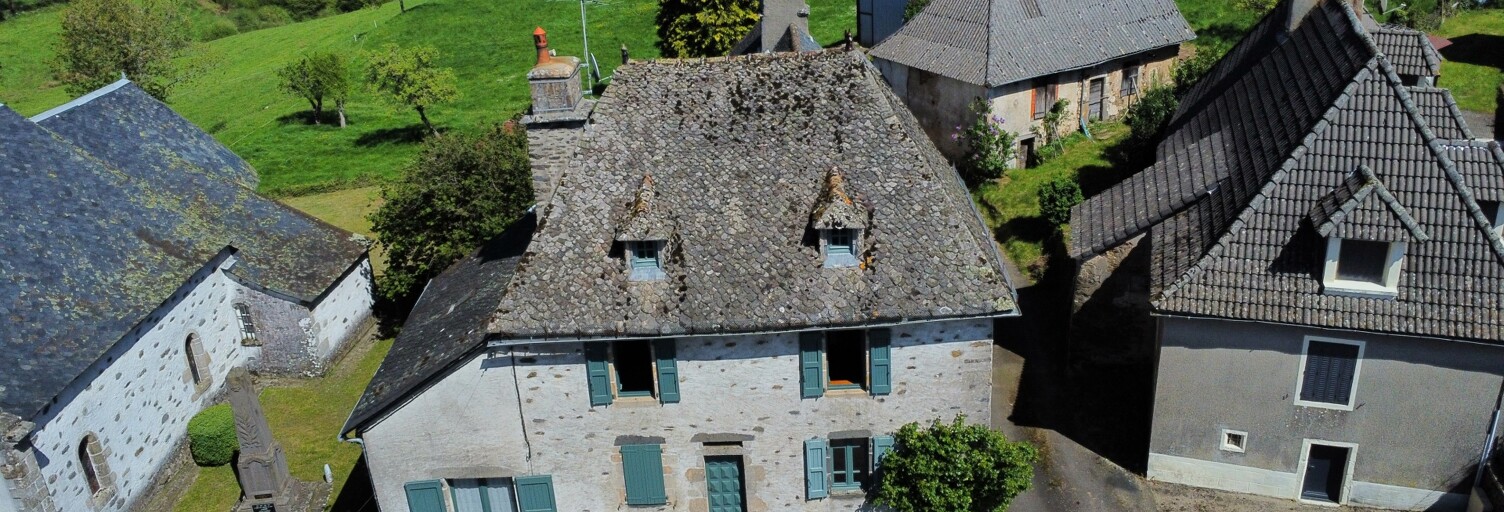 Maison 4 Pièces 106 m² à vendre à Pleaux (15700)