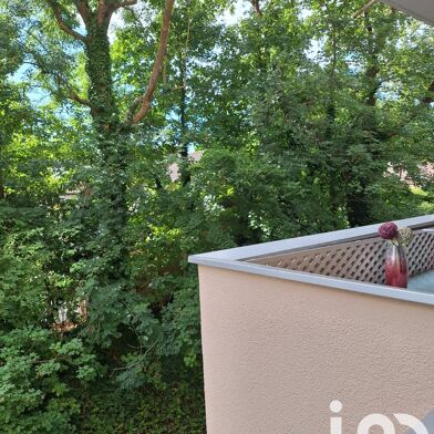 Appartement 3 pièces 215000 €