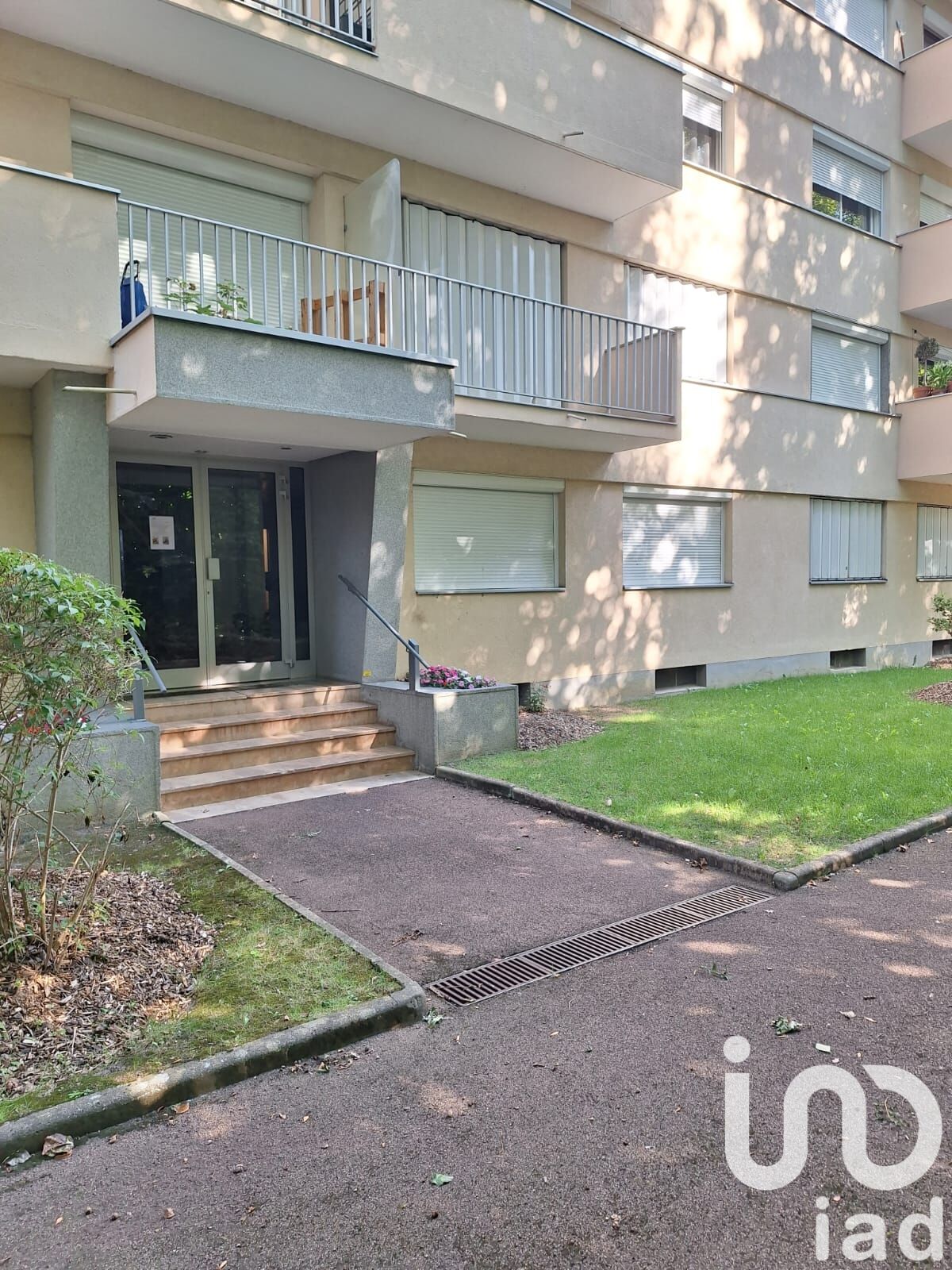 Vente Appartement 3 pièces - Photo 2
