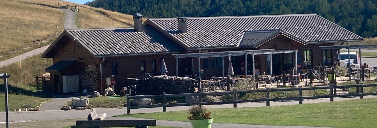 Commerce  157 m² à vendre à Péone (06470)