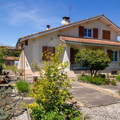 Maison 8 pièces 488000 €