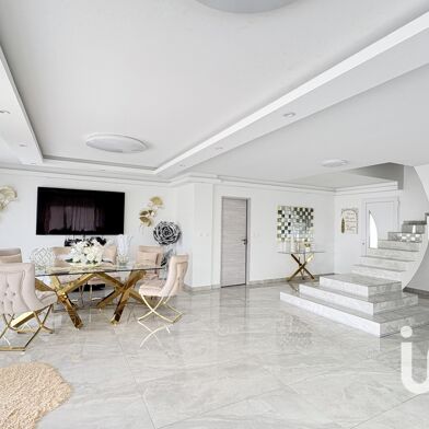 Maison 4 pièces 458000 €