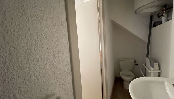 Appartement 1 pièces  à louer Saint-Sernin 07200