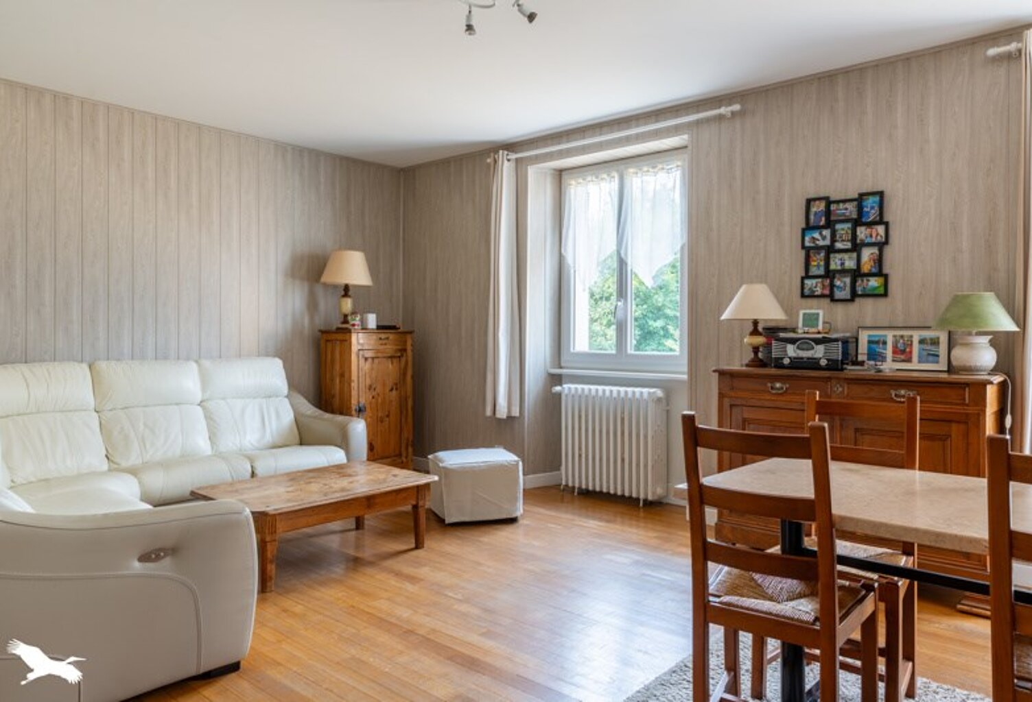 Maison en pierre de 7 pièces principales — photo 1