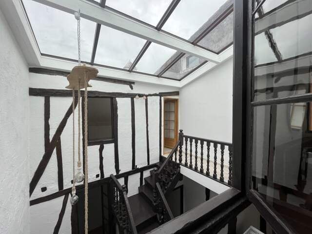 Maison de ville de 6 pièces principales — photo du bien