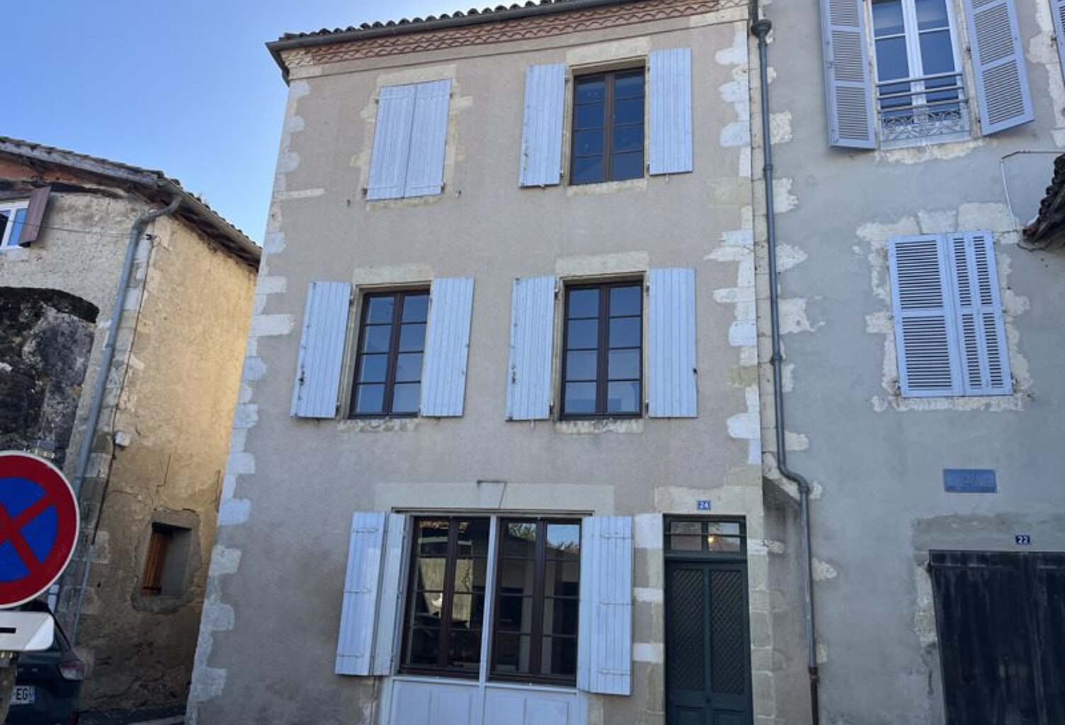 Vente immeuble   Saint-Sever (40500) — photo 1