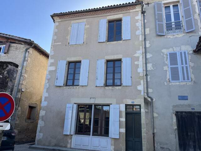 Immeuble à Saint-Sever — photo du bien