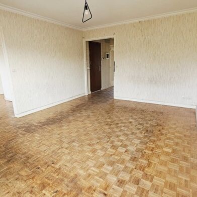 Appartement 5 pièces 161250 €