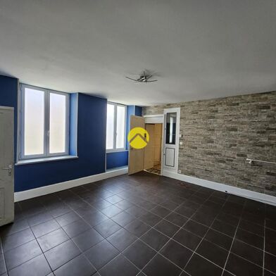 Maison 14 pièces 82500 €