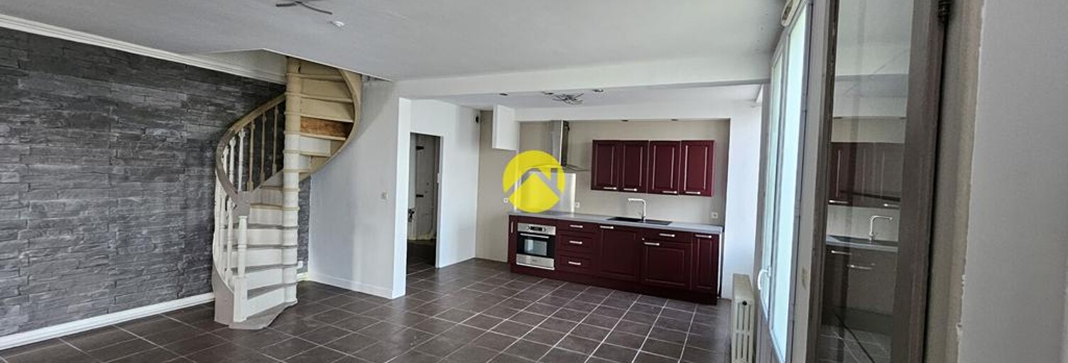 Maison 14 Pièces 180 m² à vendre à Sancoins (18600)