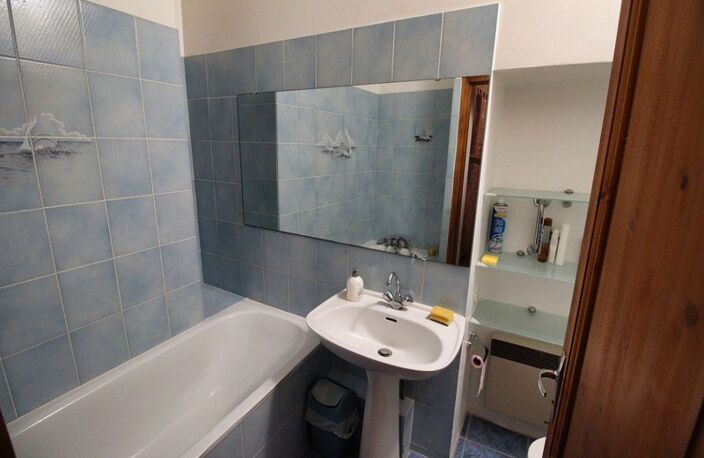 À Vendre – Bien d’Exception : Maison-Tour Médiévale du XIVᵉ siècle à Meilhan-sur-Garonne (47) — photo 3