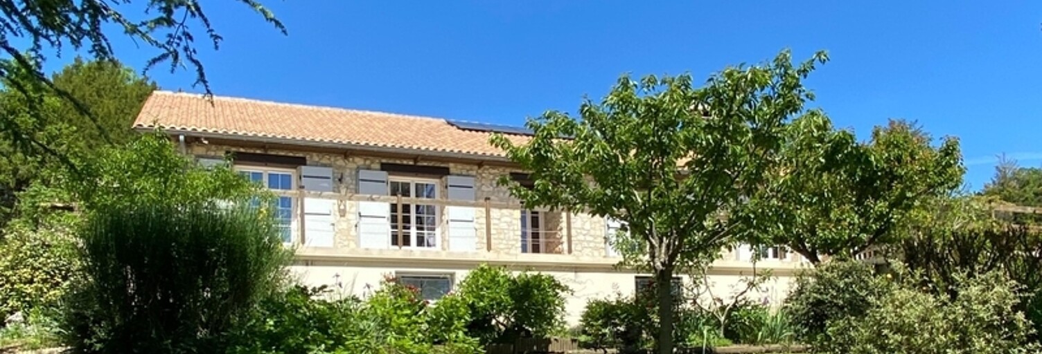 Maison 10 Pièces 239 m² à vendre à Torsac (16410)