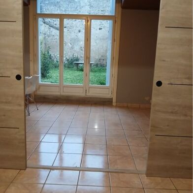 Appartement 2 pièces 765 €
