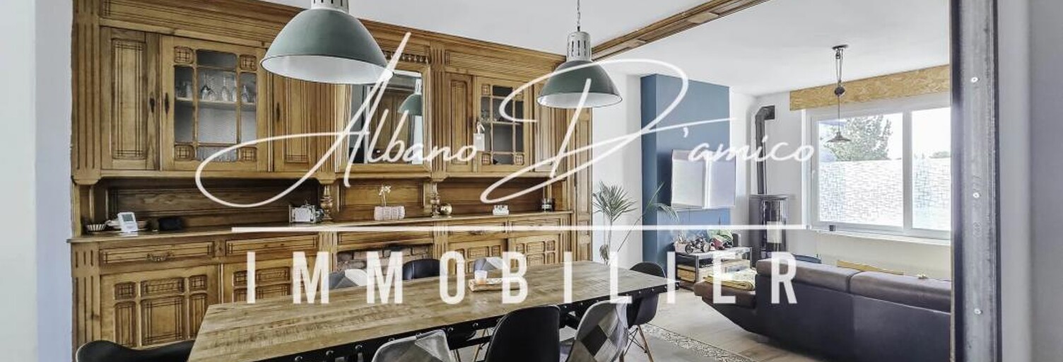 Maison 9 Pièces 208 m² à vendre à Lieu-Saint-Amand (59111)