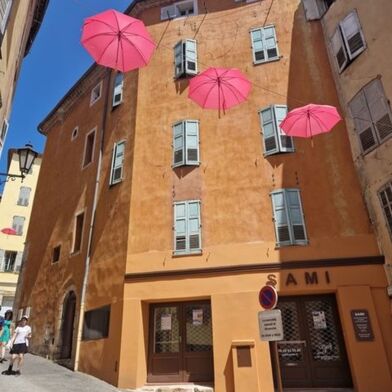 Appartement 3 pièces 130000 €