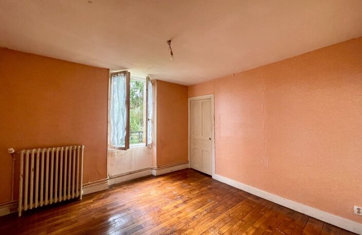 SANCOINS maison 4 chambres, terrain, annexes — photo 5