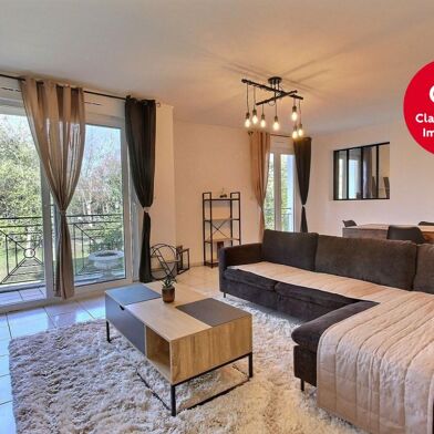 Appartement 4 pièces 900 €