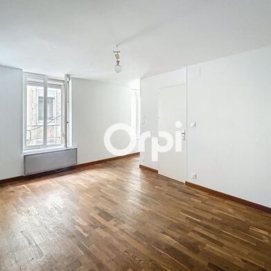 Appartement 1 pièces 582 €