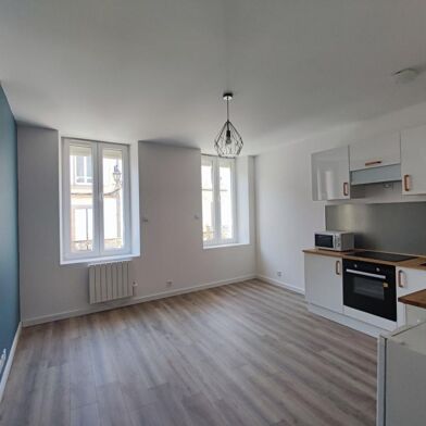 Appartement 1 pièces 375 €