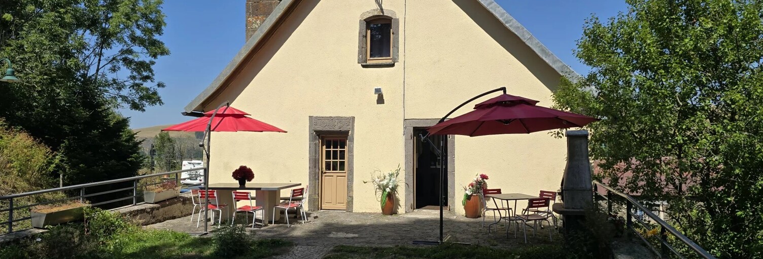 Divers 6 Pièces 321 m² à vendre à La Godivelle (63850)