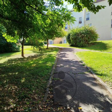 Appartement 4 pièces 175000 €