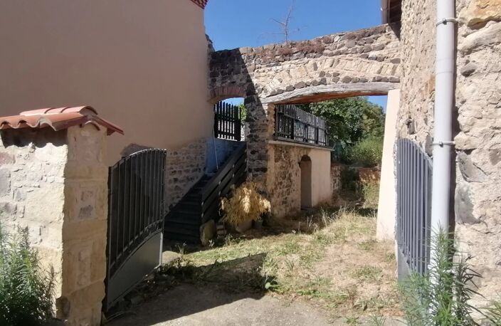 MAISON VIGNERONNE A 10 MN D'ISSOIRE — photo 2