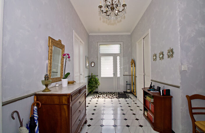 Élégante Maison de Maître du XIXe siècle avec jardin, piscin — photo 3